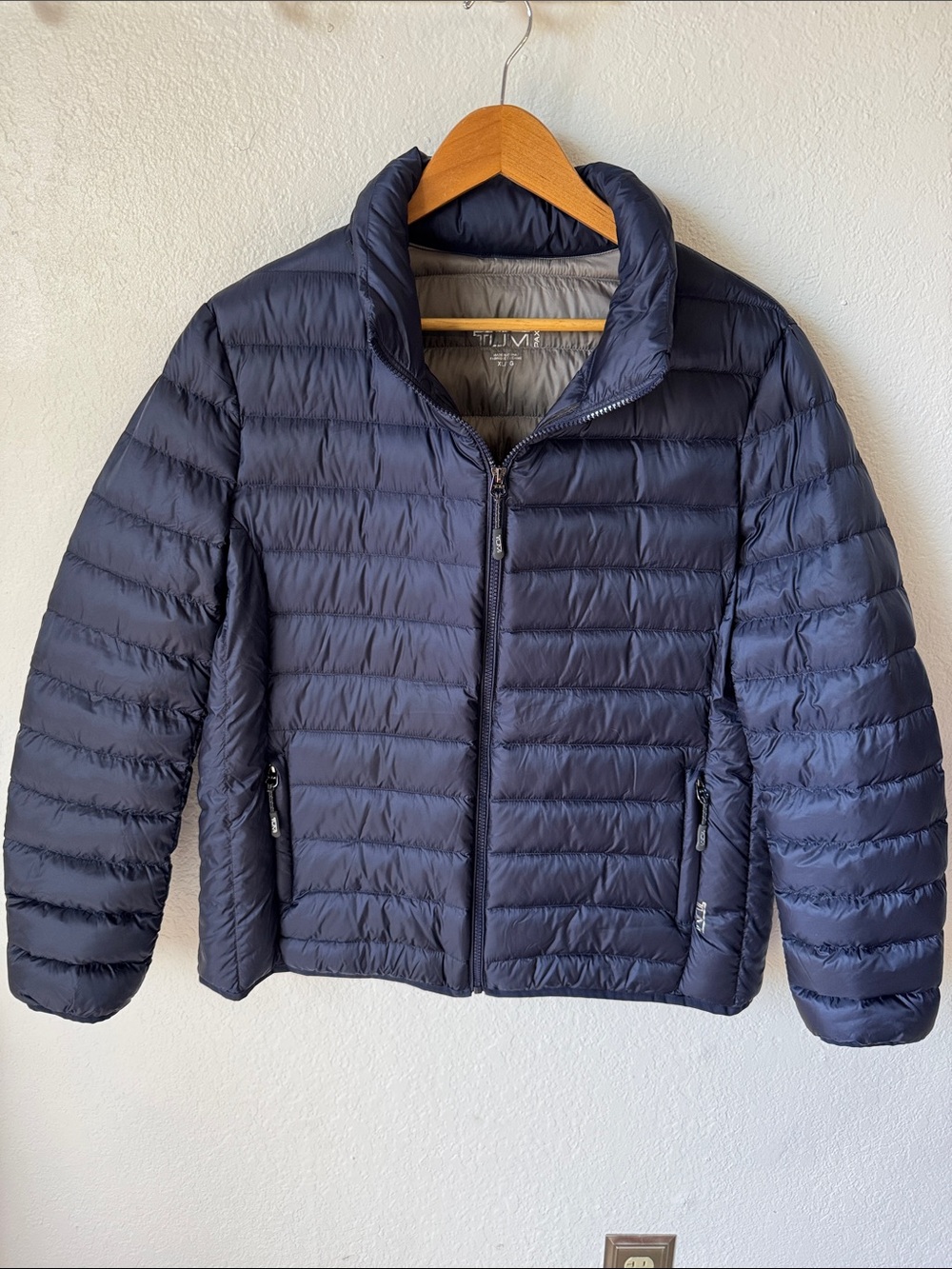 Tumi Packable Down Jacket‎